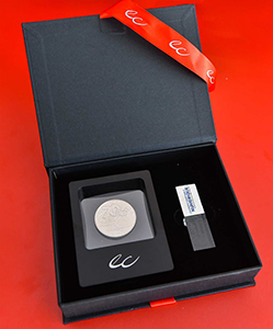 Boîtier "Médaille et Clé USB 70 ans / 70e Congrès de l'OEC"